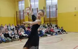 Zdjęcia z występu tańca towarzyskiego